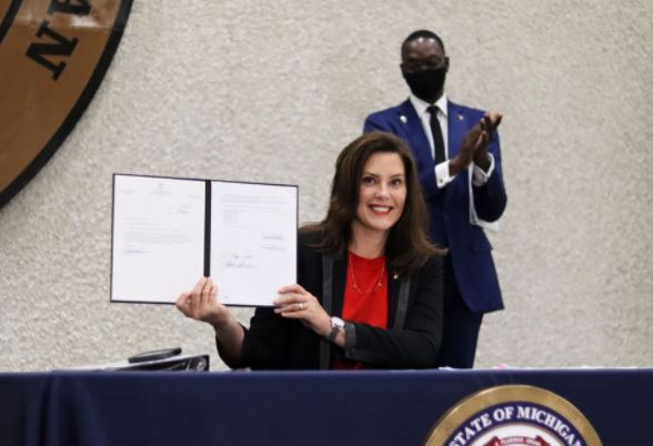 Whitmer Signs Bipartisan “Clean Slate” Criminal Justice Reform Bills