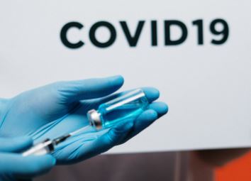 nursing homes offer on-site COVID-19 vaccination