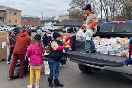 Scouts’ Food Drive a Success in Oakland County
