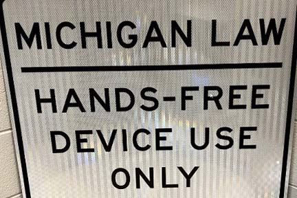 MDOT installs Hands-Free Device Use signs