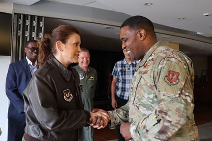 Whitmer Joins Michigan National Guard Troops 